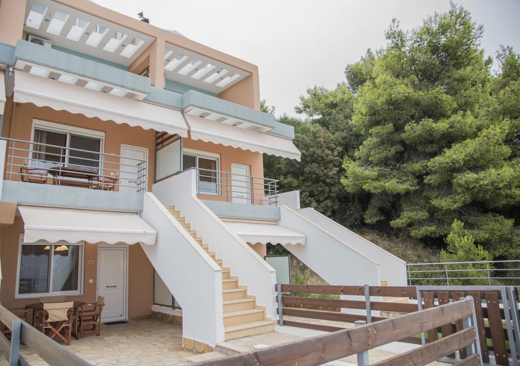 Aperanto House Paralia Loutsas Eksteriør billede