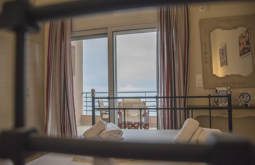 Aperanto House Paralia Loutsas Eksteriør billede