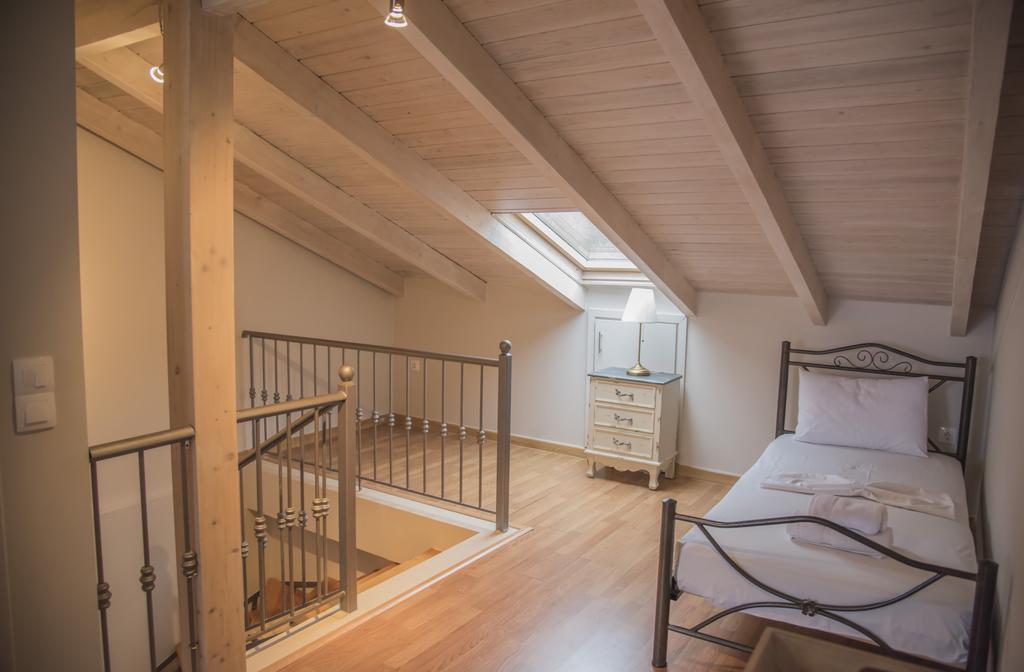Aperanto House Paralia Loutsas Eksteriør billede