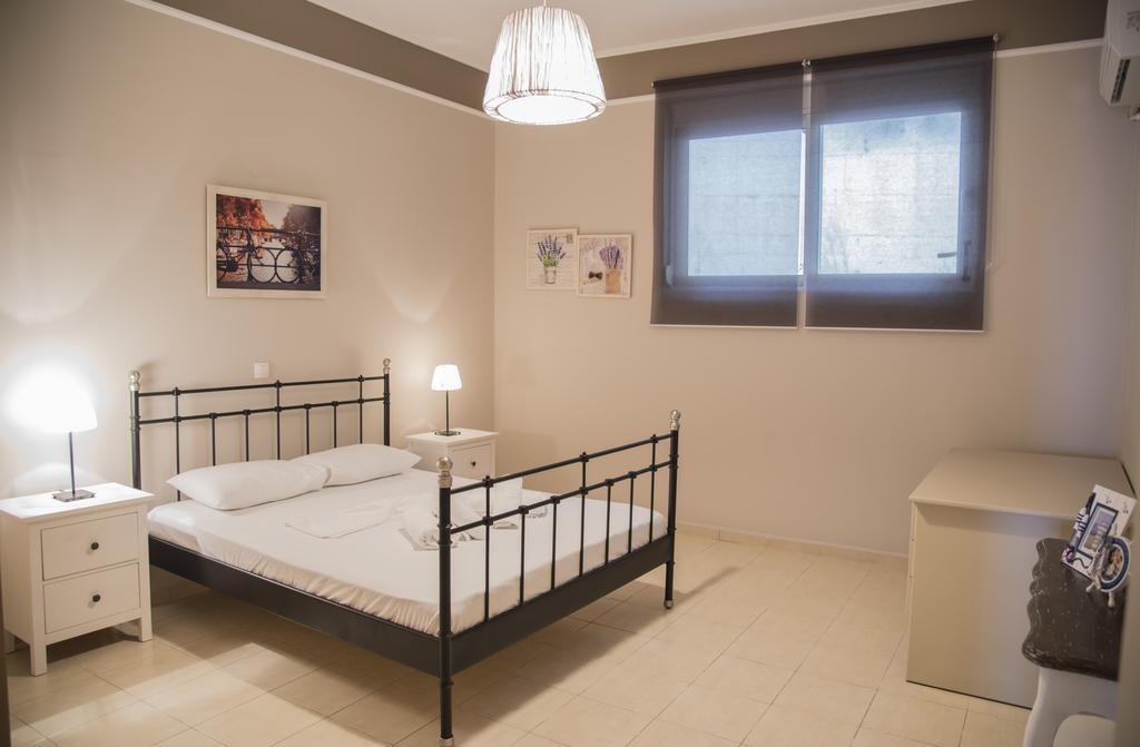 Aperanto House Paralia Loutsas Eksteriør billede